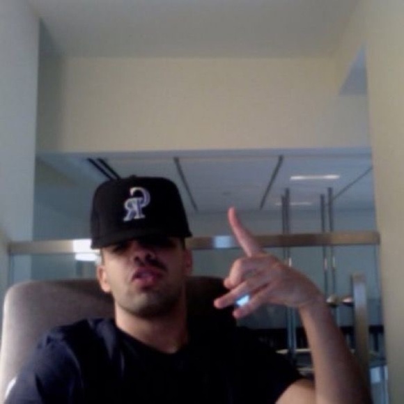 April - Picture 1 of 1